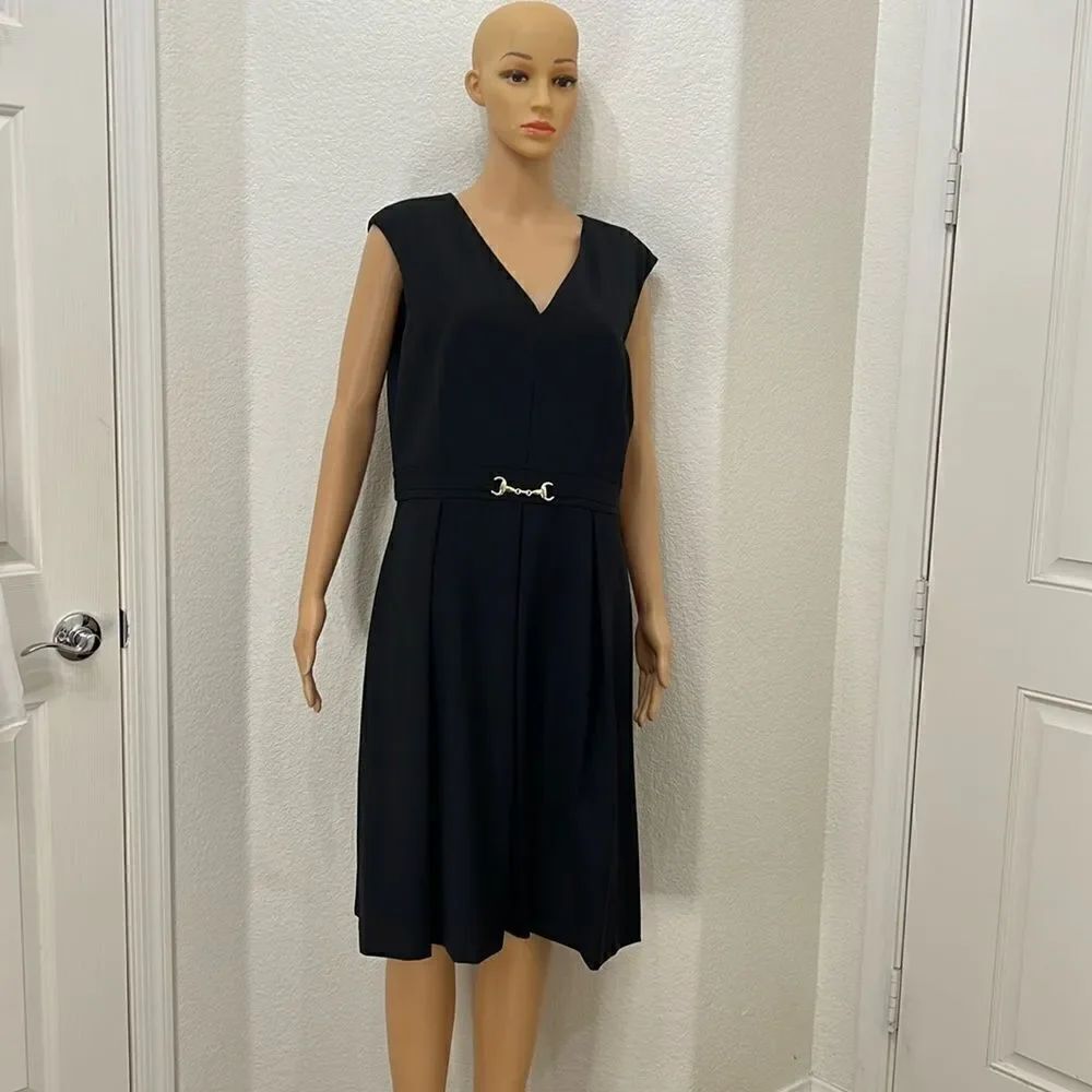Ellen Tracy Woman’s Dress Black Gold Accent Sz 14 V Neck Sleeveless Midi